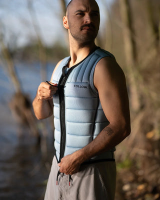 Follow Vest TOTAL - Light Blue