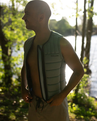 Follow Vest TOTAL - Light Blue