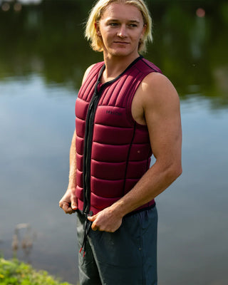Follow Vest TOTAL - Maroon