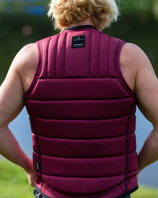 Follow Vest TOTAL - Maroon