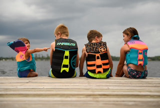 Hyperlite gyerek mentőmellény Indy Girl’s Toddler vízisporthoz