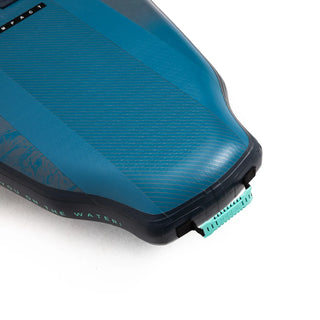 Jobe Aero_Rasa_Compact_SU_PBoard_10.6_Package_hand